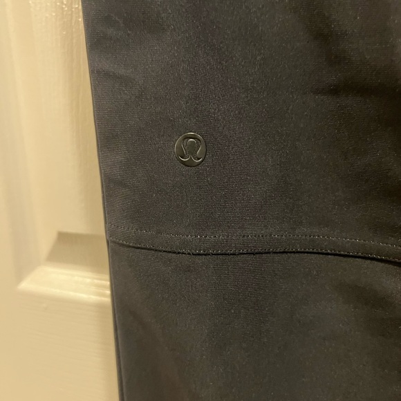 Lululemon ABC Pants 36 Tall - Picture 4 of 4